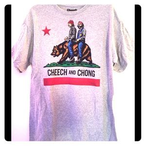 Vintage Chic and Chong Tee 👽